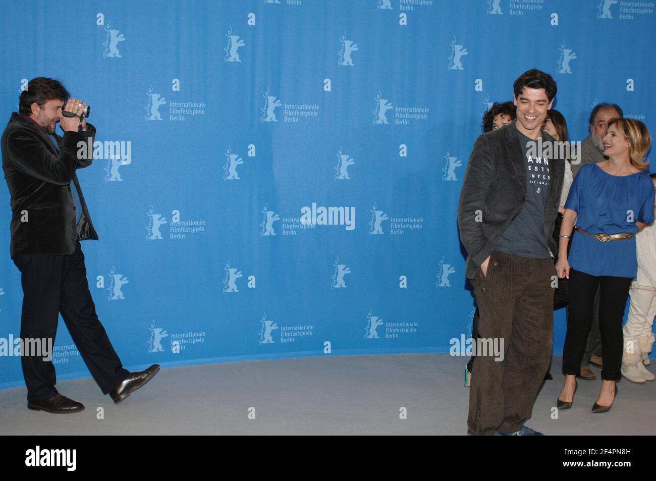Antonello Grimaldi et les acteurs Valeria Golino, Isabella Ferrari, Nanni Moretti, Alessandro Gassman, Kasia Smutniak et Blu Yoshimi posent pour des photos pendant le photocall « chaos tranquille » au 58e Festival annuel du film de Berlin à Berlin, en Allemagne, le 13 février 2008. Photo de Nicolas Khayat/ABACAPRESS.COM Banque D'Images