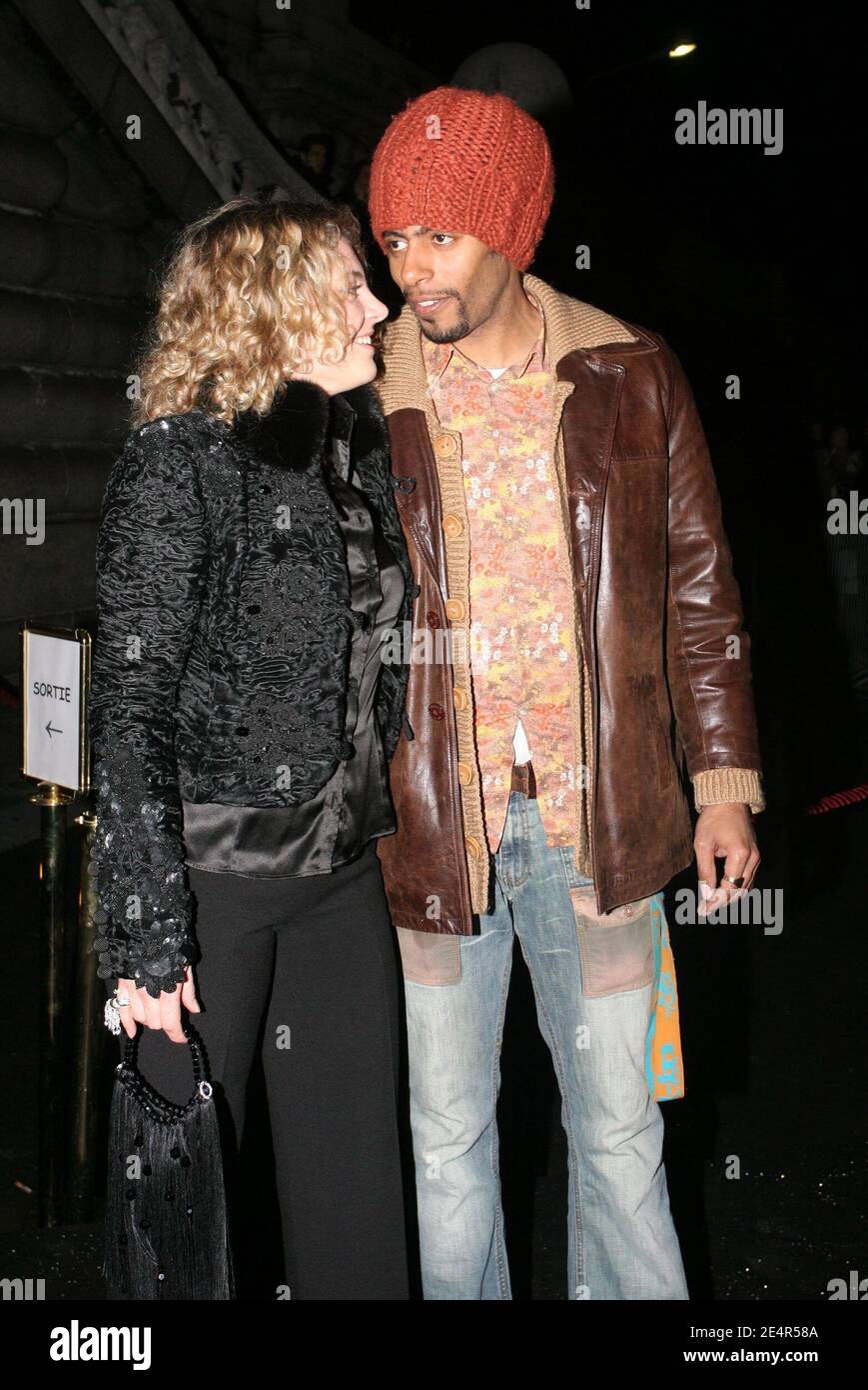 Sophie Guillemin arrive à la fête Swarovski à Paris, France, le 28 février 2008. Photo par ABACAPRESS.COM Banque D'Images