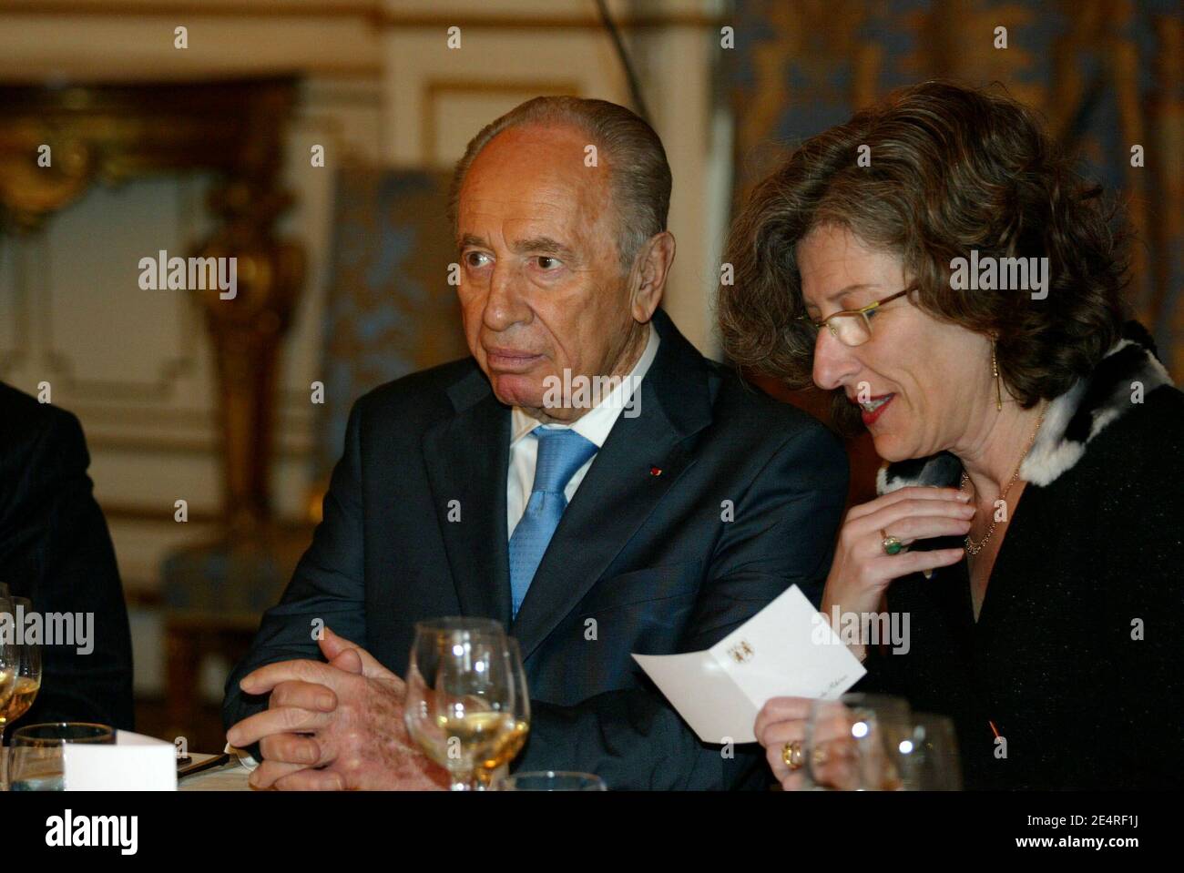 Le Président israélien Shimon Peres lors d'un déjeuner à la Préfecture de Lyon, France, le 12 mars 2008. Photo de Pascal Fayolle/Pool/ABACAPRESS.COM Banque D'Images
