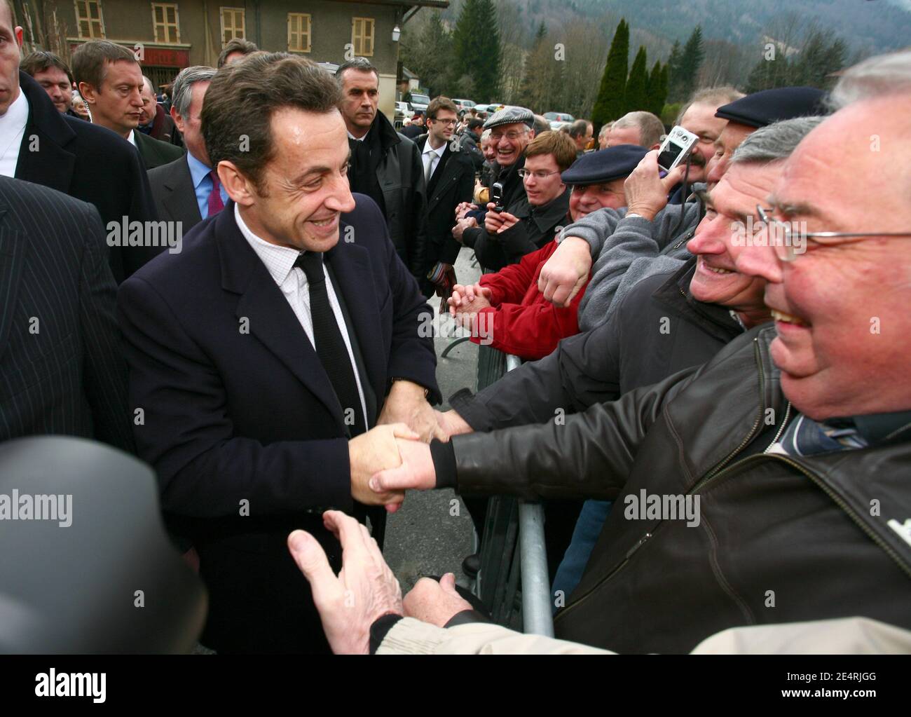 Le président Nicolas Sarkozy visite le petit-Bornand, France, le 18 mars 2008. Photo de Mousse/ABACAPRESS.COM Banque D'Images