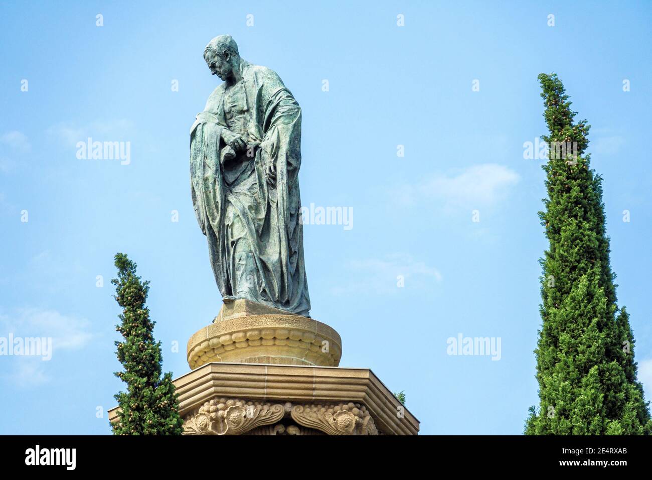 Espagne Barcelone Catalogne Catalunya Eixample Plaza de Rosen Jacint Verdaguer Place Avinguda Diagonal poète espagnol noucentista monument statue sculptu Banque D'Images