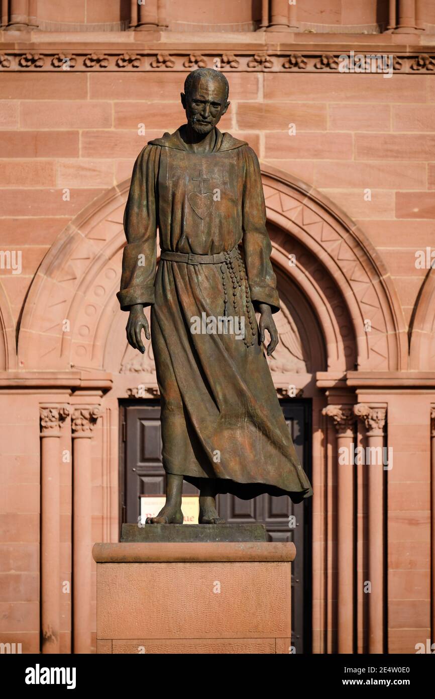 Statue de Charles de Foucauld à Strasbourg, France. Banque D'Images