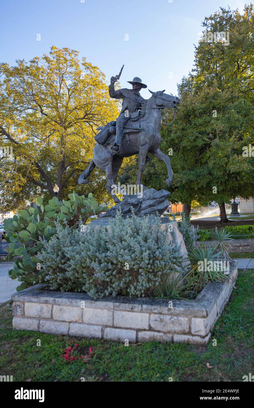 San Marcos, Texas, États-Unis - 3 novembre 2020 : statue de John Coffee Hays membre des Texas Rangers. Banque D'Images