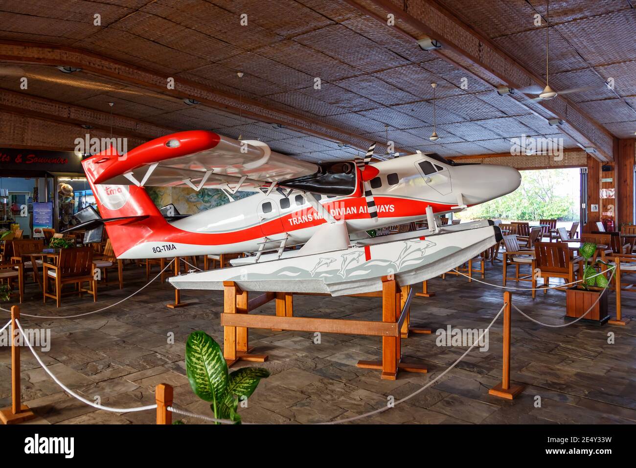 Masculin, Maldives – 20 février 2018: TRANS Maldivian Airways de Havilland Canada DHC-6-300 modèle d'hydravion Twin Otter à l'aéroport de Malé (MLE) dans la MALDI Banque D'Images