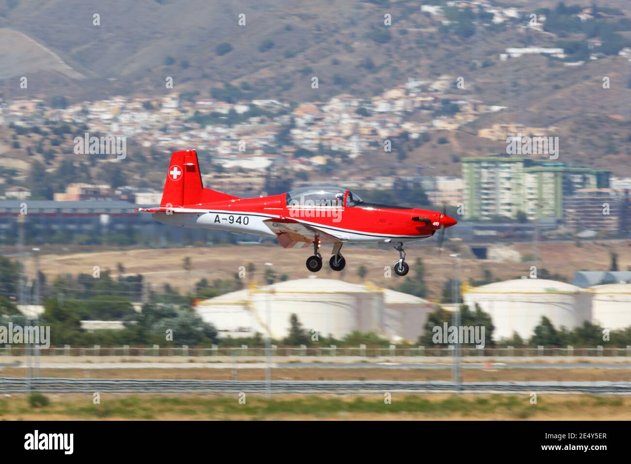 Malaga, Espagne - 28 juillet 2018 : avion PC-7 Pilatus de l'armée suisse à l'aéroport de Palma de Majorque (PMI) en Espagne. Banque D'Images