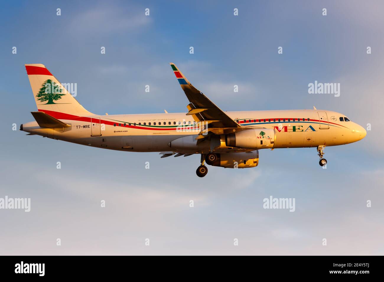 Londres, Royaume-Uni - 31 juillet 2018 : l'avion A320 de MEA Middle East Airlines à l'aéroport de Londres Heathrow (LHR) au Royaume-Uni. Banque D'Images