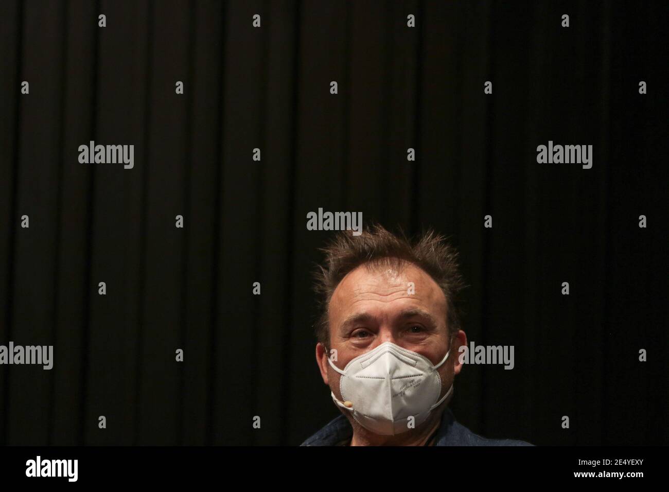 25 janvier 2021: 25 janvier 2021 (Malaga) Miquel Barcelo emmène sa 'métamorfose' au Musée Picasso, avec près d'une centaine d'œuvres réalisées en six ans.le Musée Picasso Malaga présente à partir de ce mercredi 27 janvier, l'exposition Miquel Barcelo. Métamorphose', qui tire son nom de l'histoire de Franz Kafka publiée en 1915, avec environ 100 œuvres faites entre 2014 et 2020 qui peuvent être envisagées jusqu'en septembre prochain. 30 céramiques, 13 peintures, 42 aquarelles, six carnets de voyage et une petite sculpture; ainsi qu'une installation composée de sept grandes bronzes qui ont été installés Banque D'Images