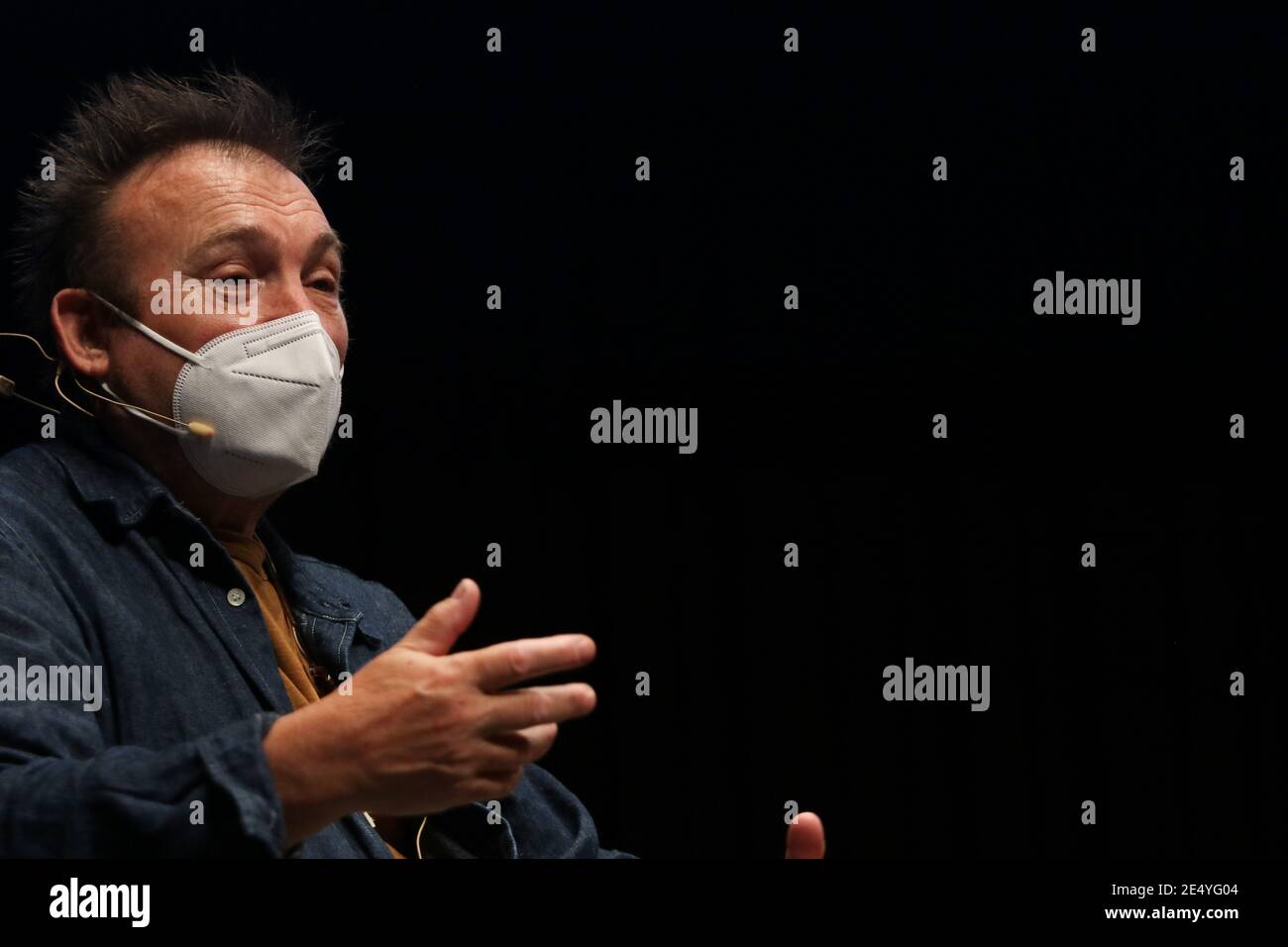 25 janvier 2021: 25 janvier 2021 (Malaga) Miquel Barcelo emmène sa 'métamorfose' au Musée Picasso, avec près d'une centaine d'œuvres réalisées en six ans.le Musée Picasso Malaga présente à partir de ce mercredi 27 janvier, l'exposition Miquel Barcelo. Métamorphose', qui tire son nom de l'histoire de Franz Kafka publiée en 1915, avec environ 100 œuvres faites entre 2014 et 2020 qui peuvent être envisagées jusqu'en septembre prochain. 30 céramiques, 13 peintures, 42 aquarelles, six carnets de voyage et une petite sculpture; ainsi qu'une installation composée de sept grandes bronzes qui ont été installés Banque D'Images