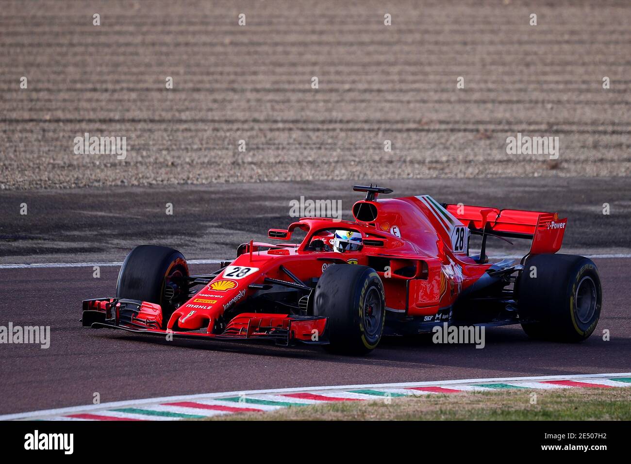 Fiorano Modenese, Italie. 25 janvier 2021. Giuliano Alesi de Ferrari Driver Accademy effectue un test de la Ferrari SF71H au circuit Fiorano à Fiorano Modenese, Italie, le 25 janvier 2021. Credit: Insidefoto srl/Alamy Live News Banque D'Images