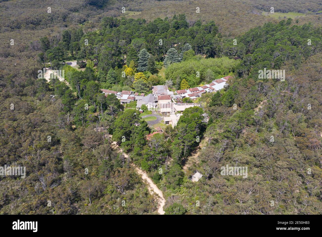 Vue aérienne du Sanatorium de la Reine Victoria abandonné dans le Blue Mountains dans la région de Nouvelle-Galles du Sud en Australie Banque D'Images