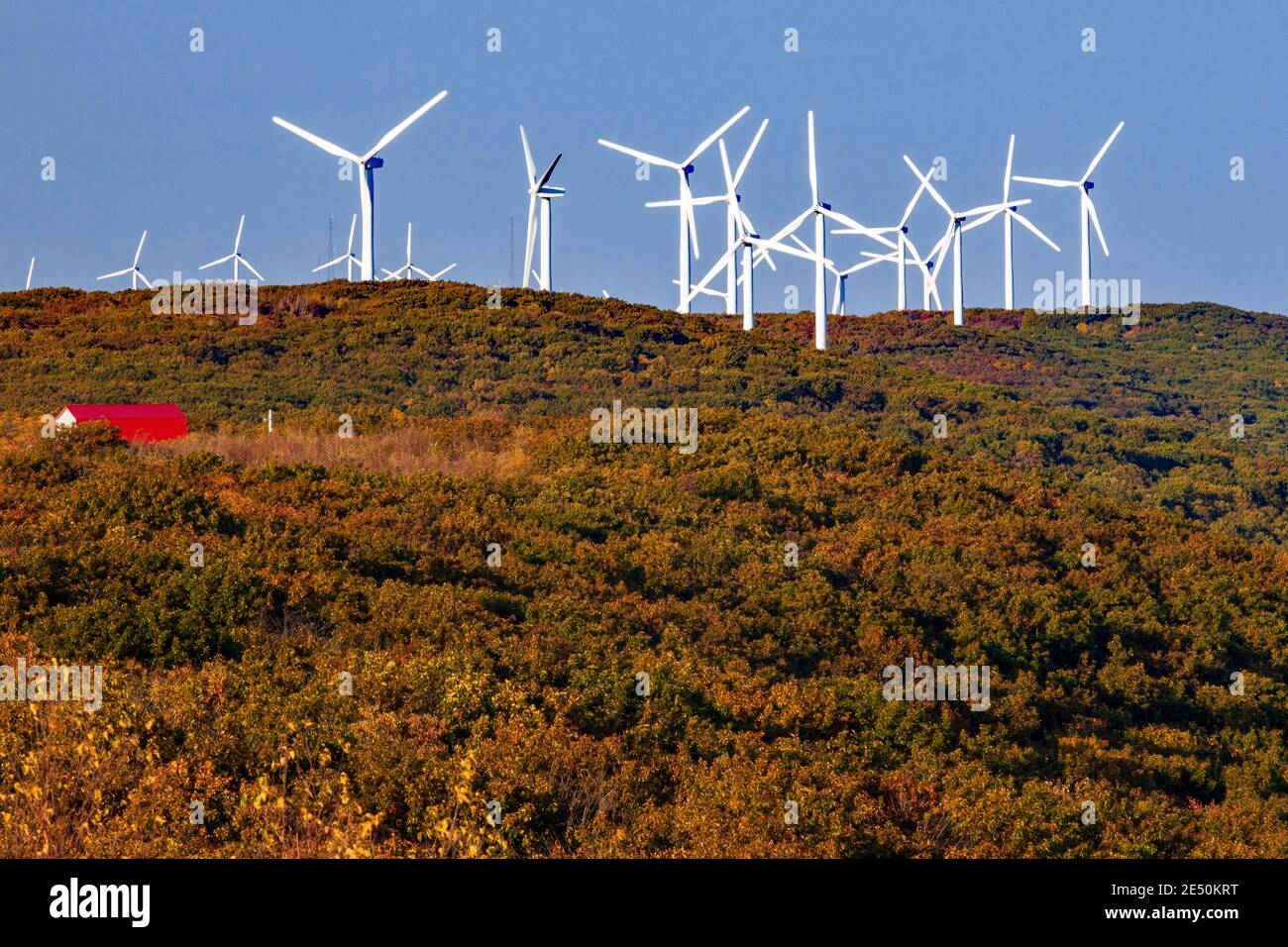 Waymart Wind Energy Center, sur Moosic Mountain, dans le nord-est de la Pennsylvanie, est la plus grande installation de production d'énergie éolienne de Pennsylvanie. Banque D'Images