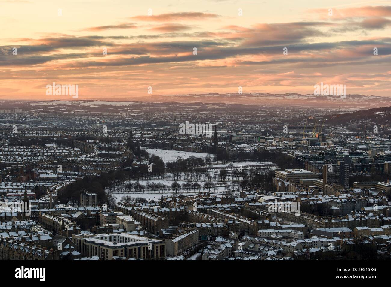 Une vue sur les Meadows et Bruntsfield est reliée à la neige. Crédit: Euan Cherry Banque D'Images