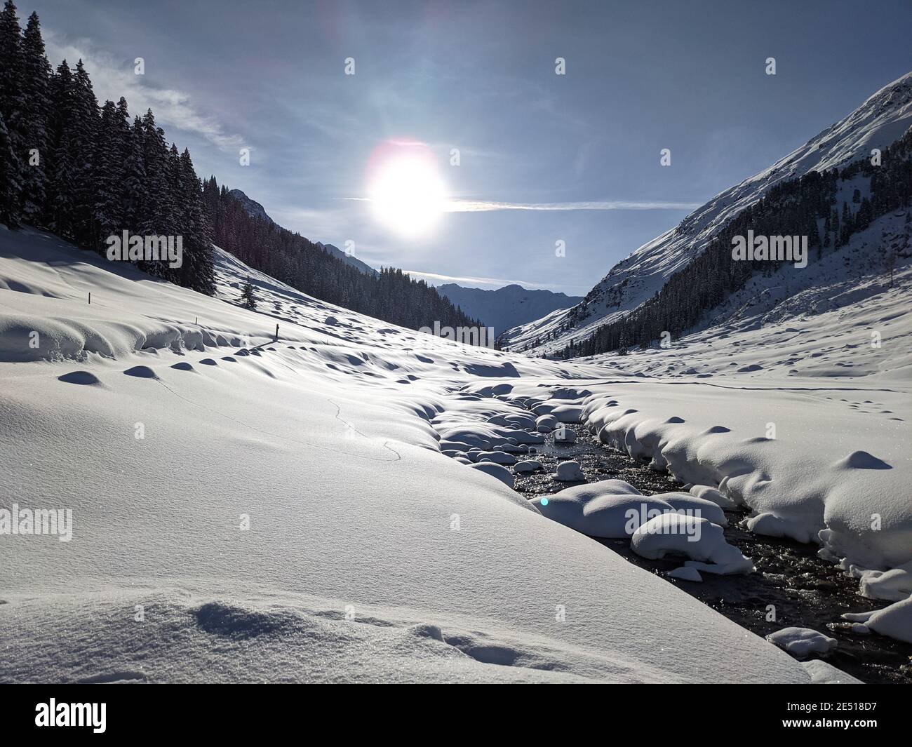 pente transversale à la vallée dischma de davos après impressionnant chute de neige Banque D'Images