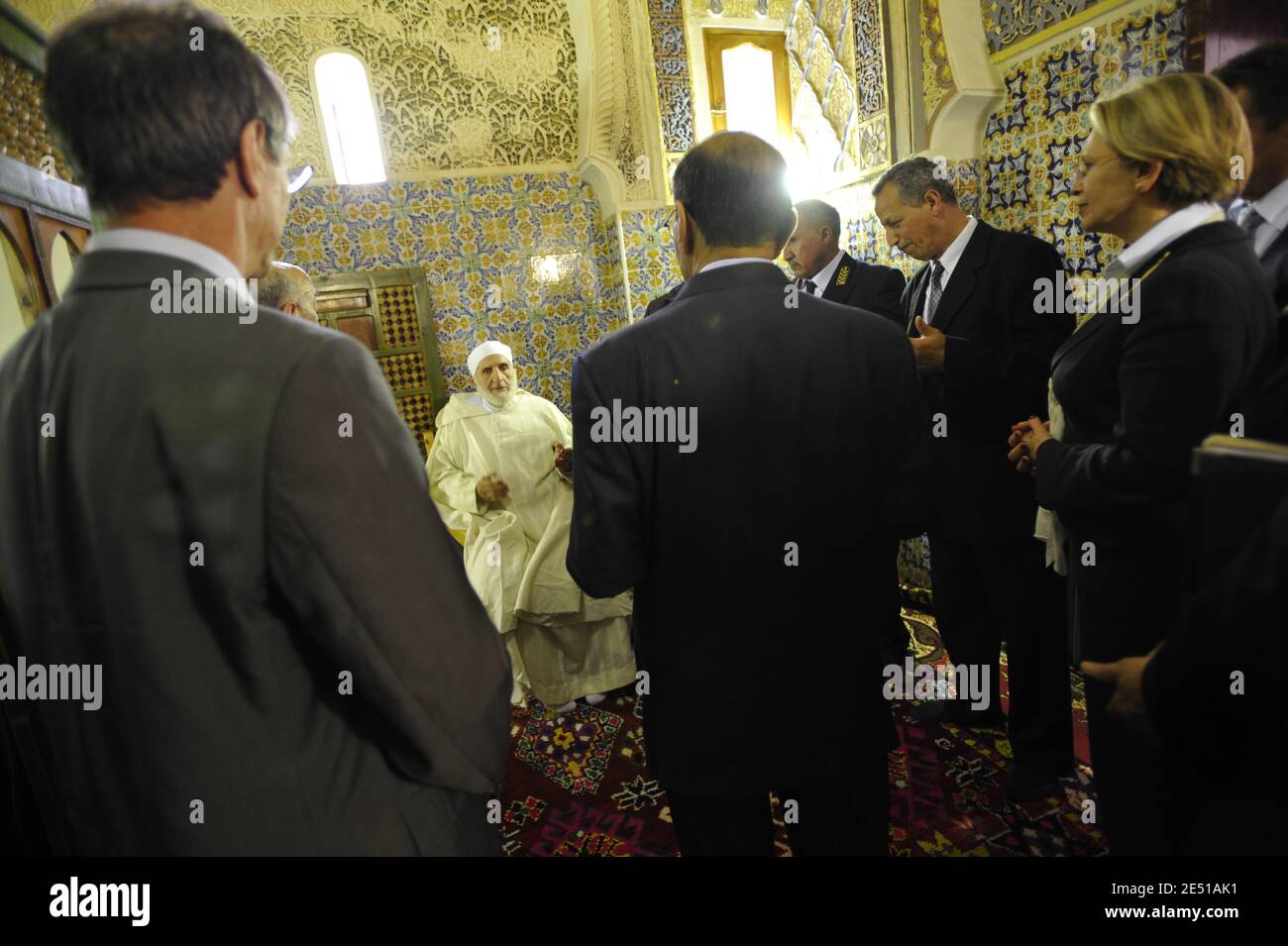 La ministre algérienne de l'intérieur, Yazid Zerhouni, et la ministre française de l'intérieur, Michele Alliot-Marie, en visite dans la ville historique de Tlemcen, en Algérie, le 6 mai 2008. Photo par Elodie Gregoire/ABACAPRESS.COM Banque D'Images