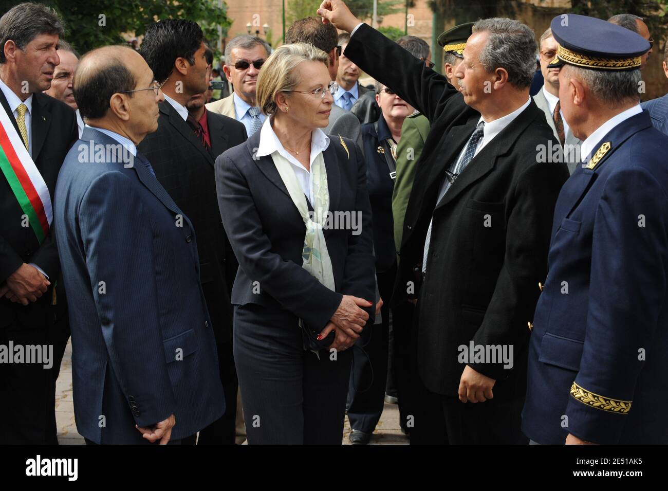 La ministre algérienne de l'intérieur, Yazid Zerhouni, et la ministre française de l'intérieur, Michele Alliot-Marie, en visite dans la ville historique de Tlemcen, en Algérie, le 6 mai 2008. Photo par Elodie Gregoire/ABACAPRESS.COM Banque D'Images