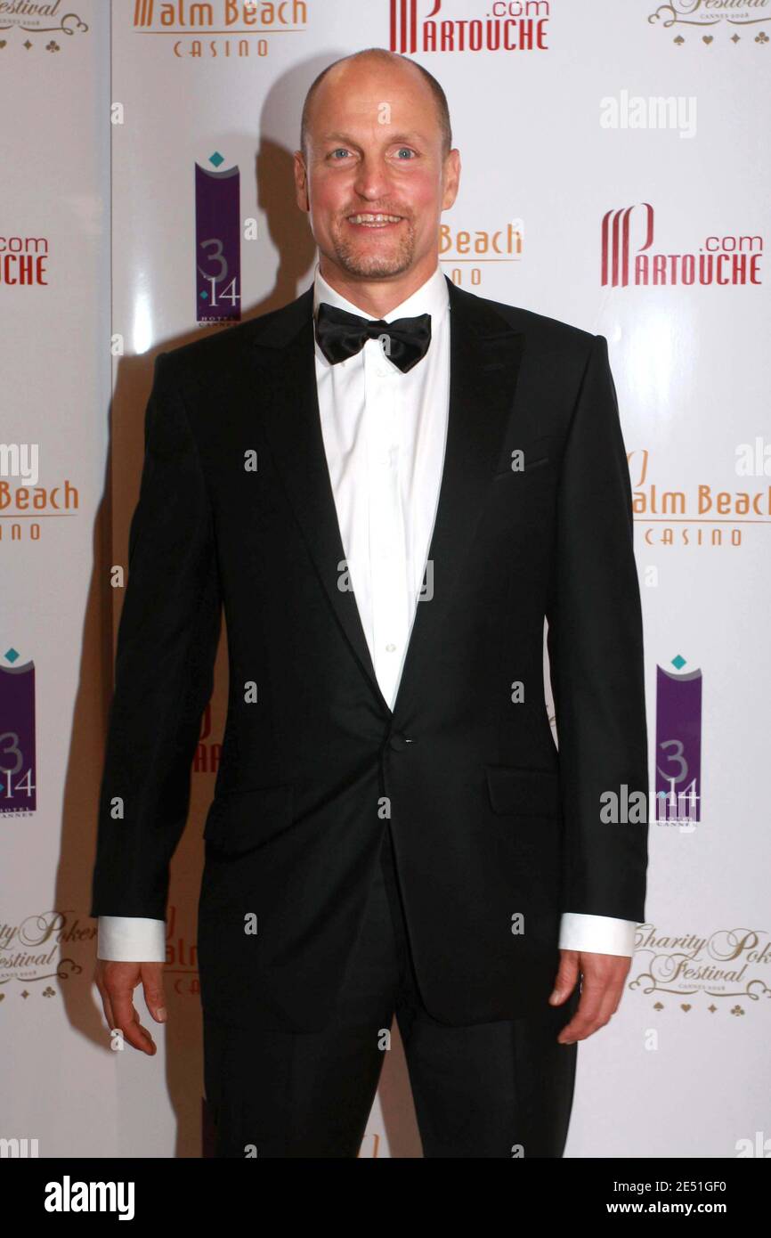 L'acteur AMÉRICAIN Woody Harrelson participe au 'Charity Poker Festival' au Casino 'Palm Beach' lors du 61ème Festival International du film à Cannes, France, le 17 mai 2008. Photo de Benoit Pinguet/ABACAPRESS.COM Banque D'Images