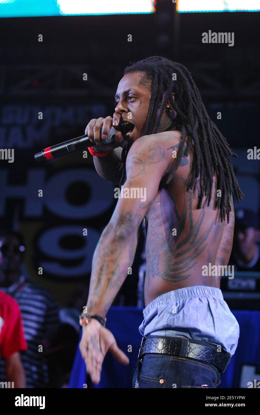 Singer Lil Wayne se produit sur le Jam d'été 2008 de Hot Liened au Giants Stadium à East Rutherford, NJ, USA le 1er juin 2008. Photo de Gregorio Binuya/ABACAPRESS.COM Banque D'Images