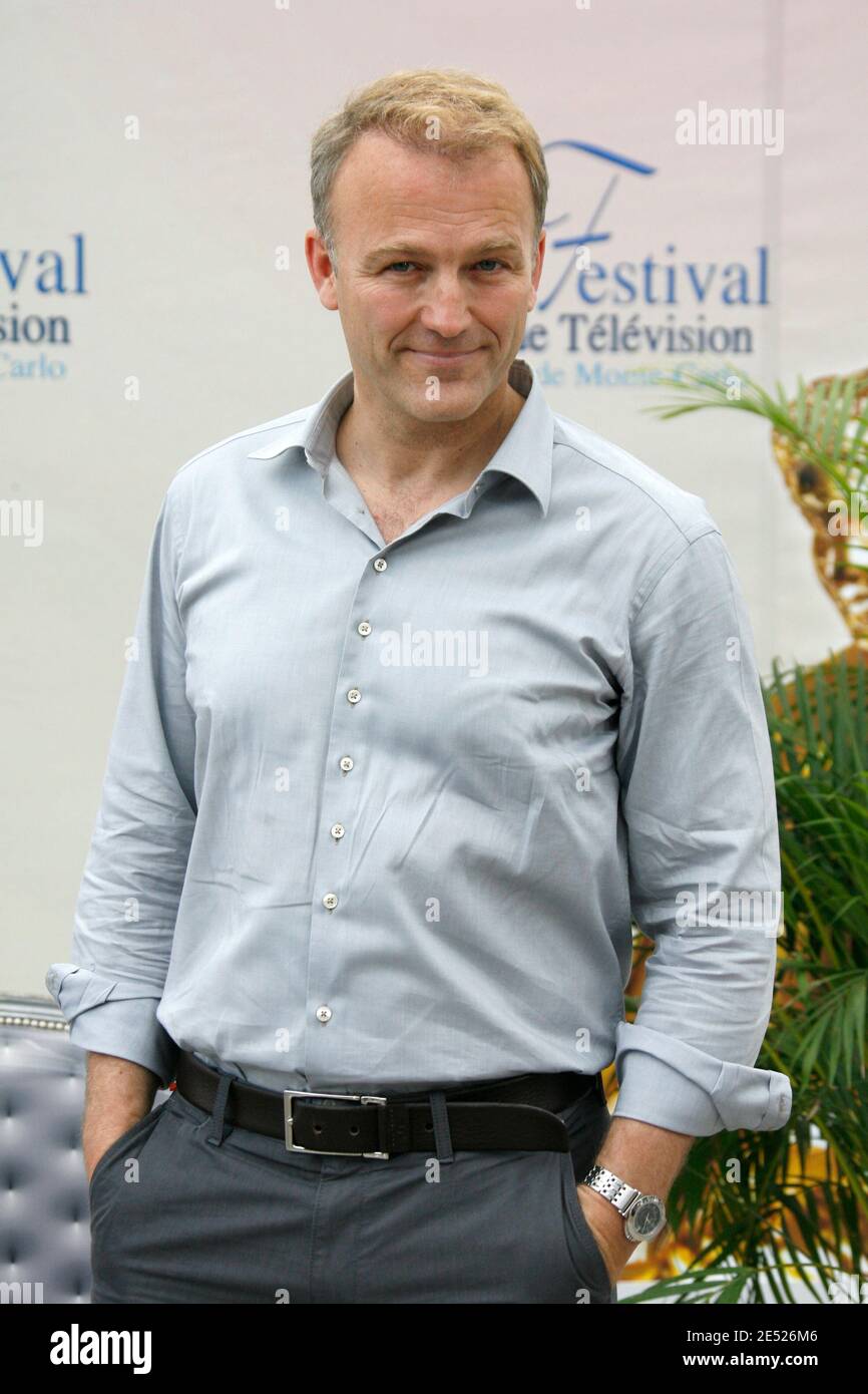 James McGowan de la série télévisée "The Border" pose pour des photos lors du 48e Festival de télévision de Monte-Carlo qui s'est tenu au forum Grimaldi à Monaco le 12 2008 juin. Photo de Marco Piovanotto/ABACAPRESS.COM Banque D'Images