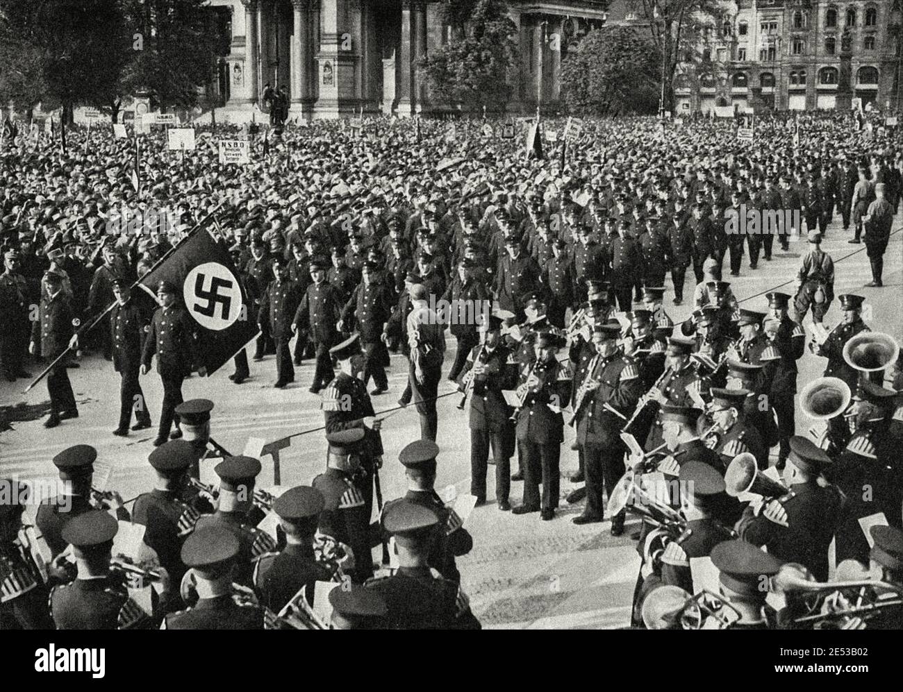 Manifestation du travail de la société de Berlin; Liftgate; Berlin. 1934 Banque D'Images