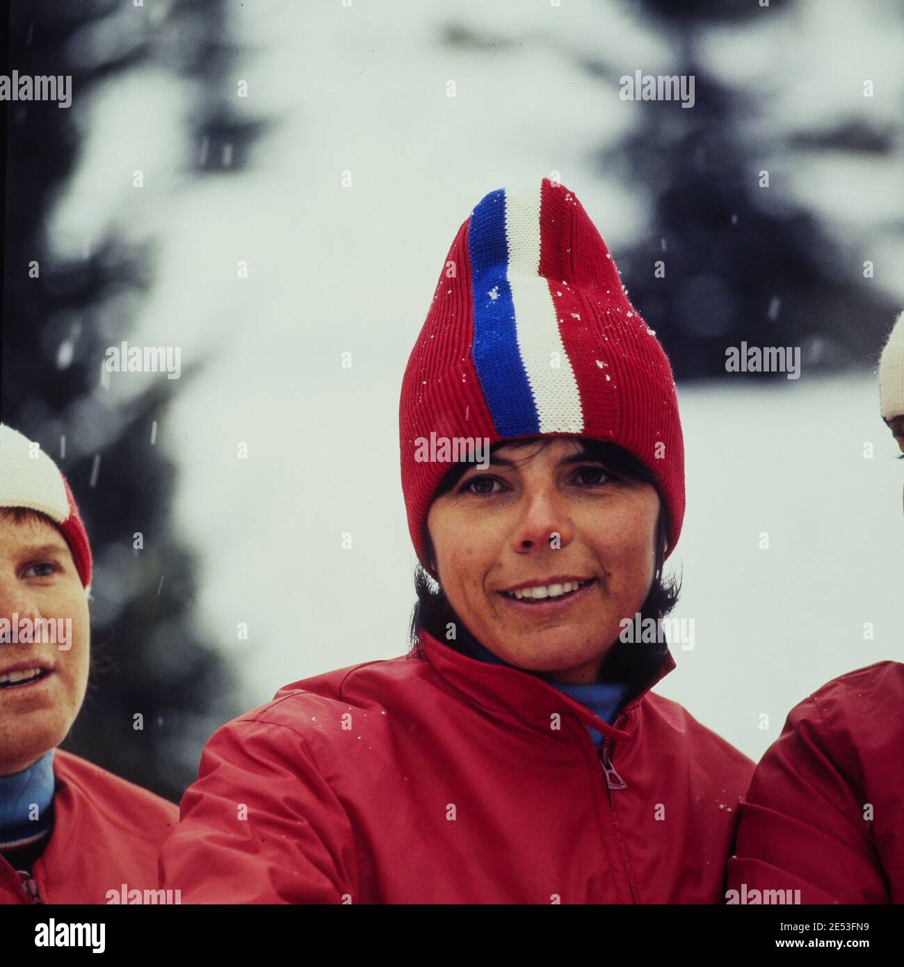 RARE PATASKI TETE MOBILE MASCOTTE EQUIPE DE FRANCE DE SKI