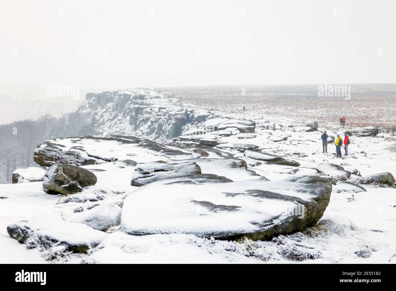 Peak District Derbyshire après une forte chute de neige le 2021 janvier Banque D'Images