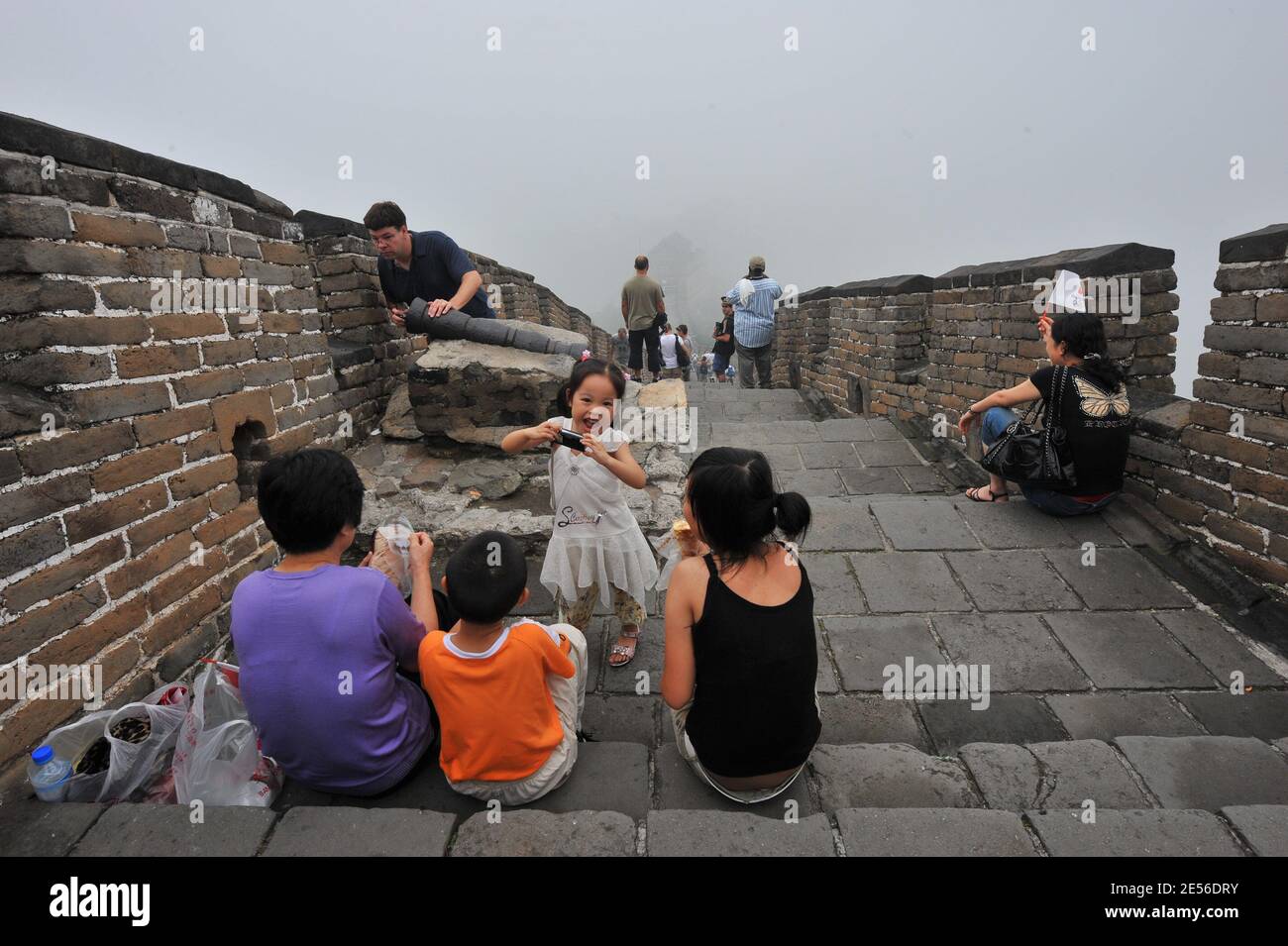 Atmosphère sur le Grand mur dans le village de Mutianyu, à 150 km de Beijing. Quatre jours avant la cérémonie d'ouverture des XXIX Jeux olympiques, le 4 août 2008. Photo de Gouhier-Hahn-Nebinger/ABACAPRESS.COM Banque D'Images