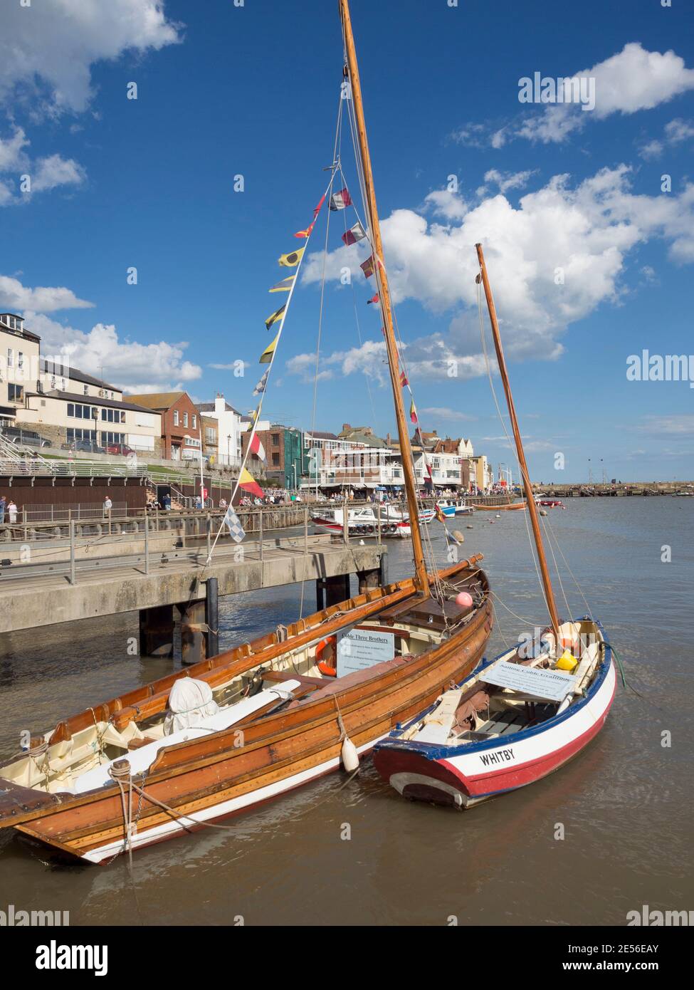 Le bateau Tree Brothers coble dans le port de Bridlington, sur la côte du Yorkshire. Banque D'Images