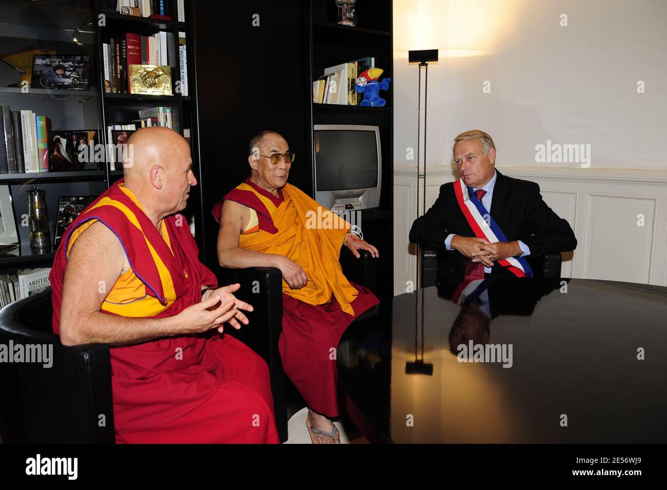 rencontre avec homme bouddhiste