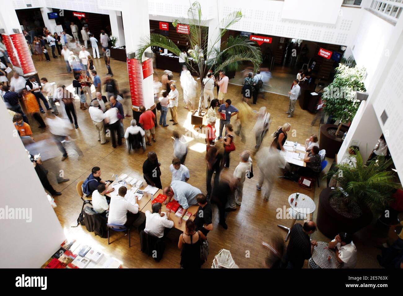 Troisième université d'été du parti socialiste à la Rochelle, France, le 30 août 2008. Photo de Patrick Bernard/ABACAPRESS.COM Banque D'Images