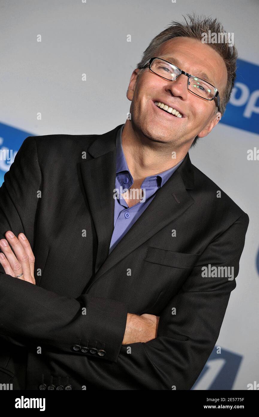 Laurent Ruquier assiste à la conférence de presse annuelle de la radio Europe 1 à Paris, France, le 1er septembre 2008. Photo de Giancarlo Gorassini/ABACAPRESS.COM Banque D'Images