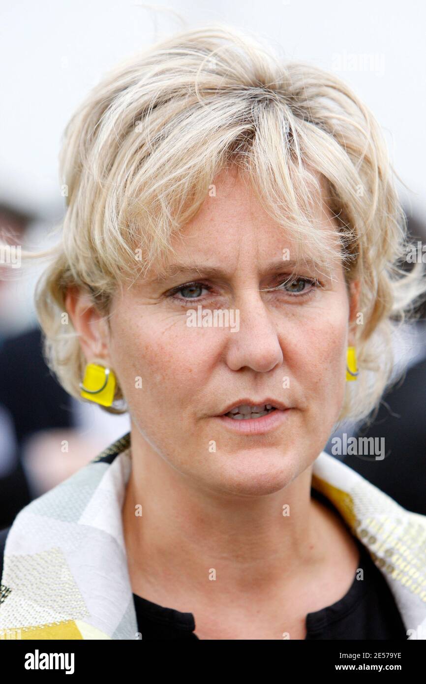 Nadine Morano assistant à la deuxième journée de l'Université d'été UMP surnommée « Campus » à Royan, France, le 5 septembre 2008. Photo de Patrick Bernard/ABACAPRESS.COM Banque D'Images