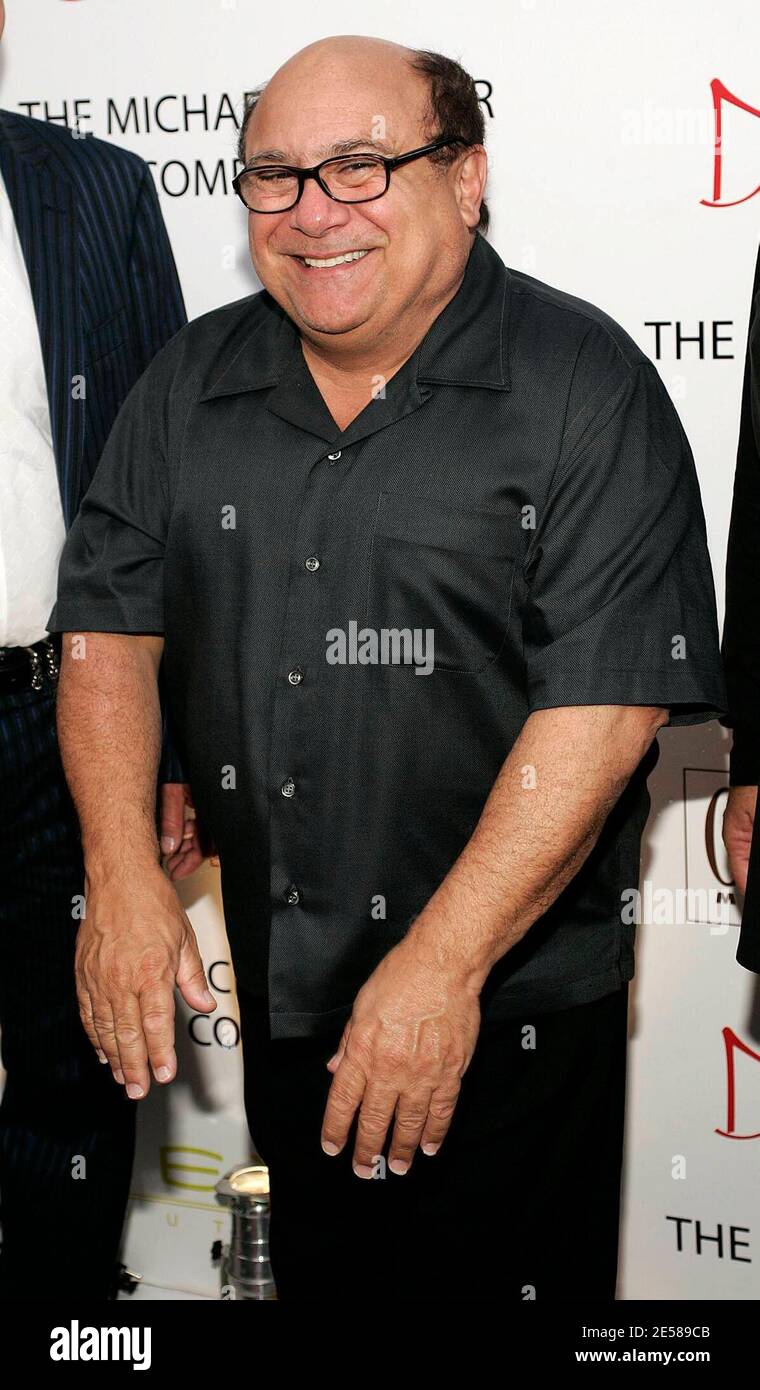 Danny DeVito, copropriétaire, arrive pour l'ouverture officielle du restaurant Devito South Beach. Miami Beach, Floride 6/13/07. DeVito South Beach Restaurant, Miami Beach FL. [[FAM]] Banque D'Images