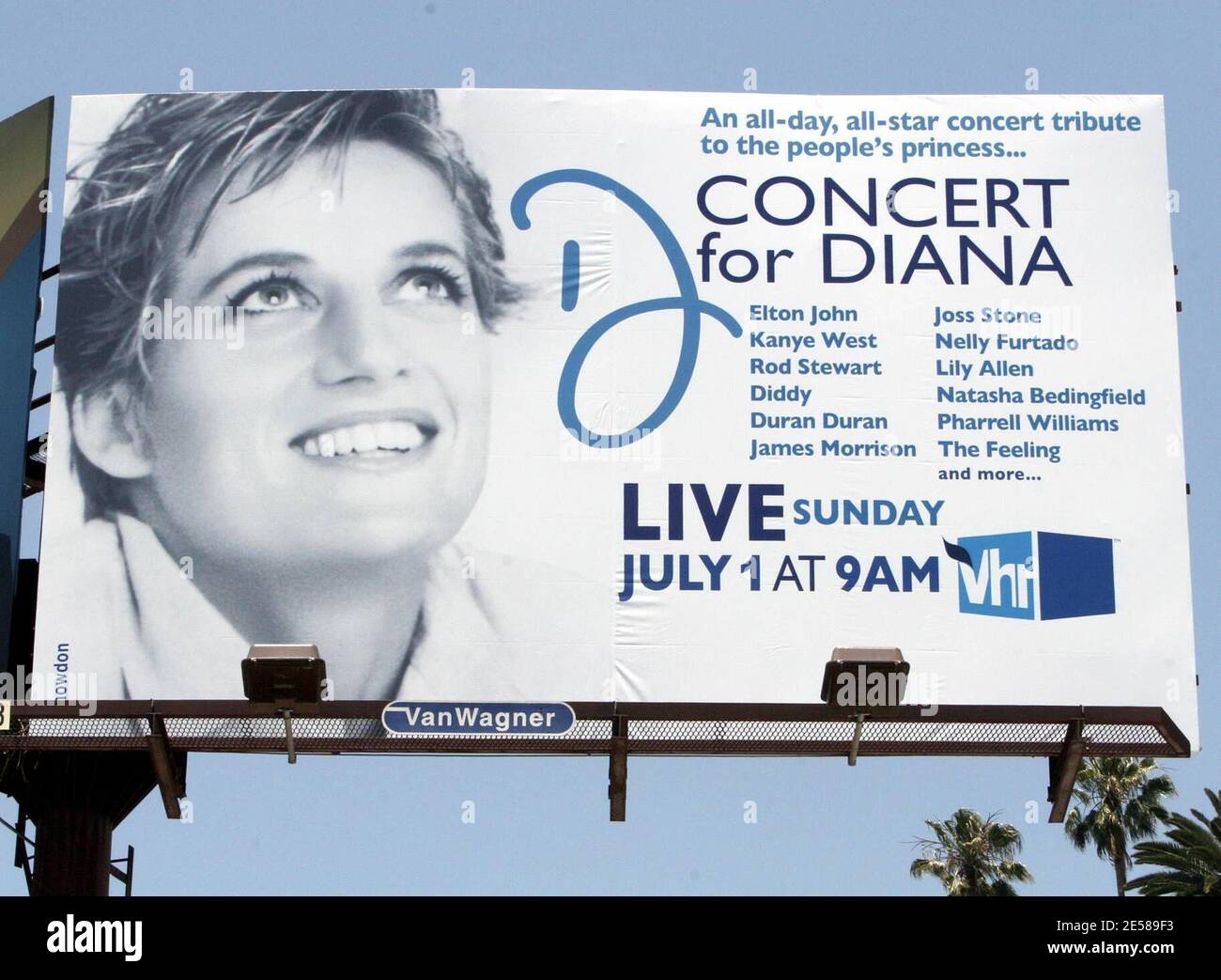 Même en Amérique, la princesse Diana est toujours dans le cœur et l'esprit du public comme ce spectacle de panneaux publicitaires à Los Angeles, ca. Les fils de Diana ont organisé un concert en son honneur qui fera l'air de Stateside le 1er juillet. 6/14/07 [[rac]] Banque D'Images