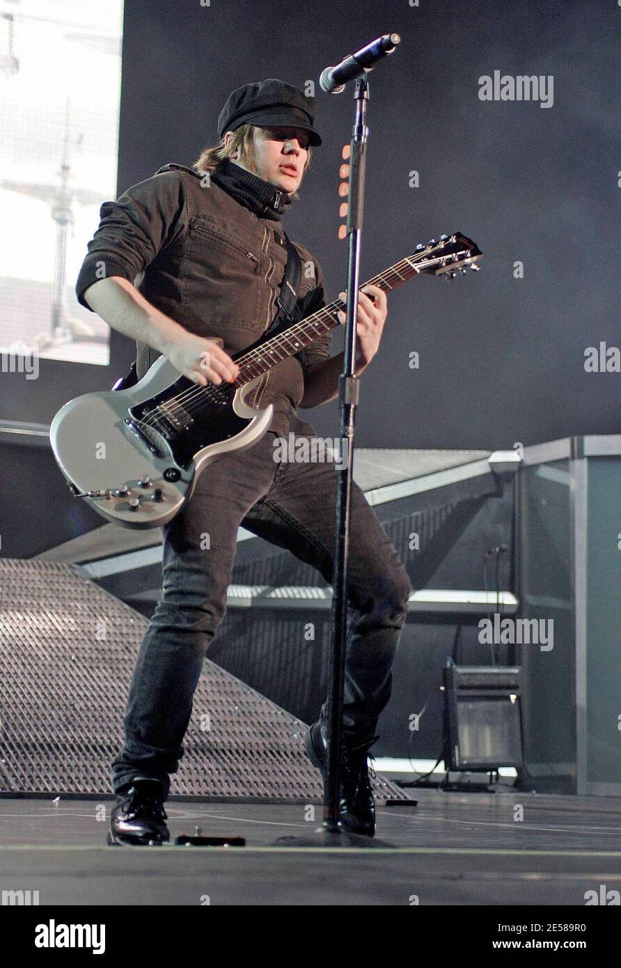 Patrick Stump of Fall Out Boy se produit en concert à l'amphithéâtre Sound Advice. West Palm Beach, Floride. 06/16/07 Sound Advice Amphitheatre, West Palm Beach FL. [[fa]] Banque D'Images