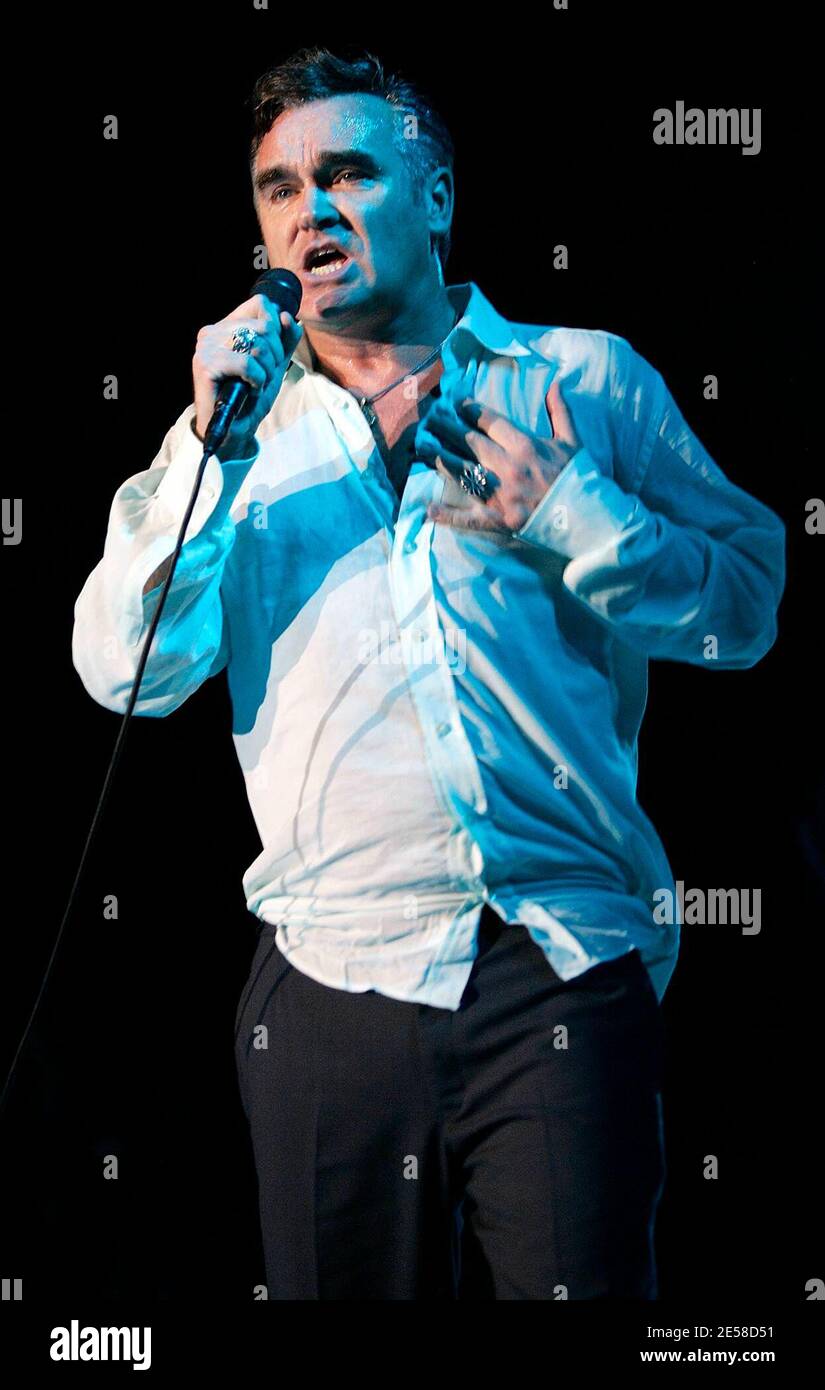 Morrissey se produit en concert à l'amphithéâtre Mizner Park. Boca Raton, Floride 7/14/07. [[fa]] Banque D'Images