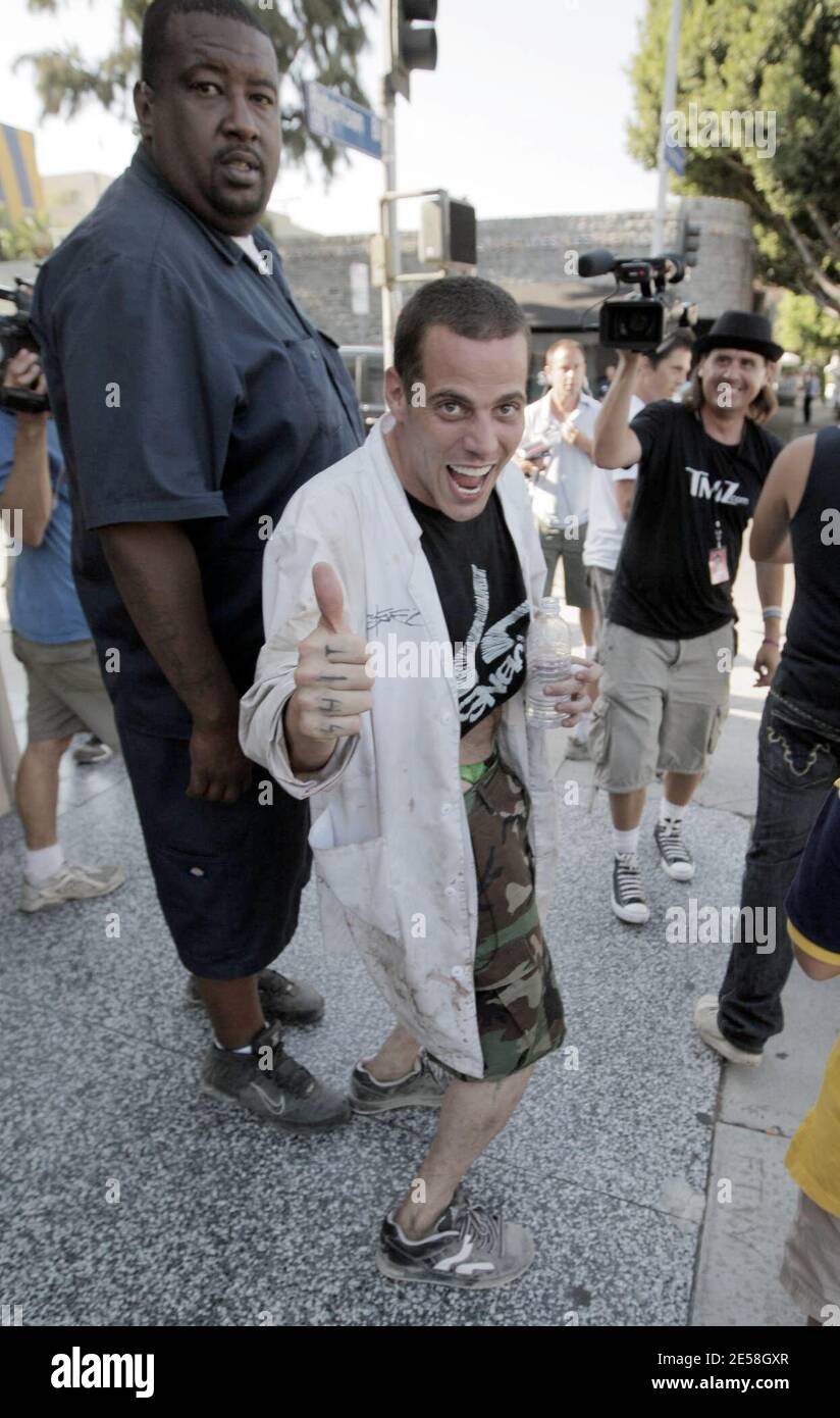 Kim Kardashian et Steve-O filme leur spectacle de réalité à West Hollywood, CA. 08/16/07 [[xxx aab]] Banque D'Images