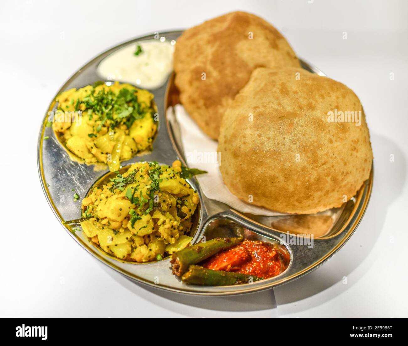 C'est appelé thali des aliments indiens Banque D'Images
