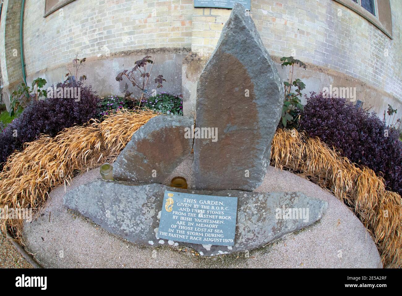 1979,Fastnet Race, désastre,mémorial,Sainte Trinité,Église,Royal Yacht Squadron,Cowes,Ile de Wight,Angleterre,Royaume-Uni, Banque D'Images
