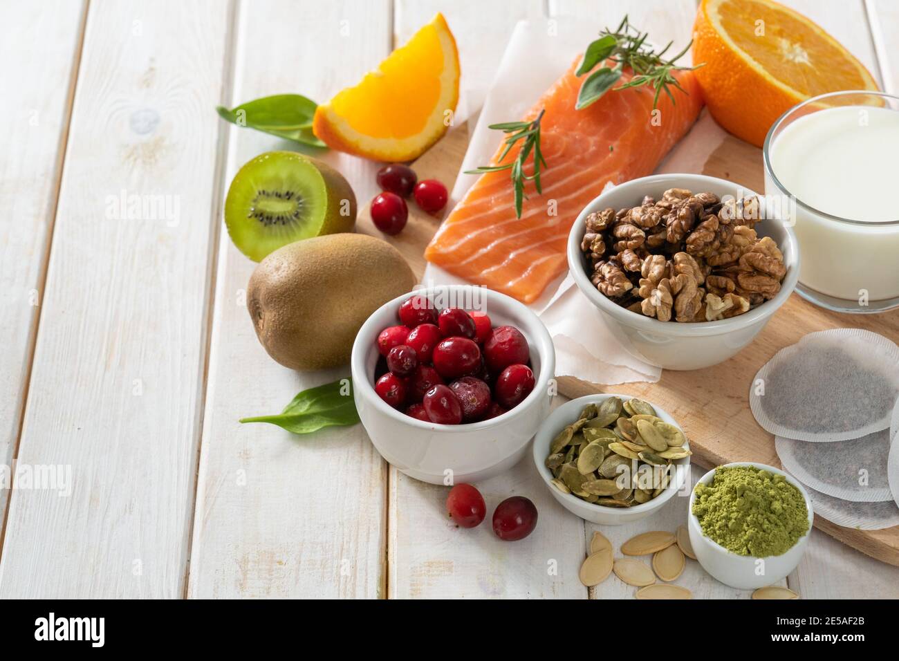 Sélection d'aliments pour une meilleure insomnie de sommeil riche en tryptophane et la mélatonine Banque D'Images