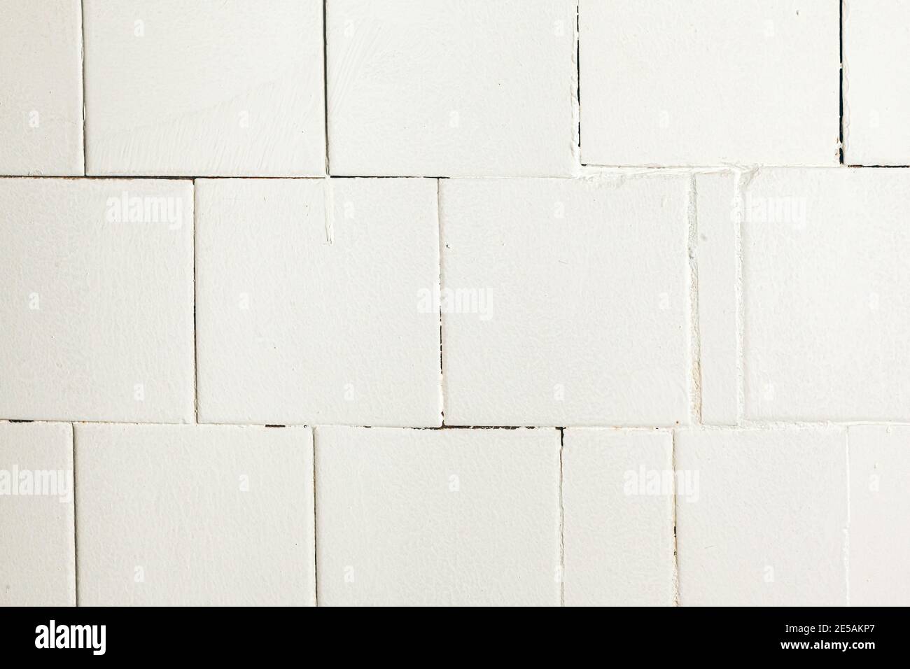 Vieux mur de carrelage utilisé dans un intérieur moderne de loft Banque D'Images