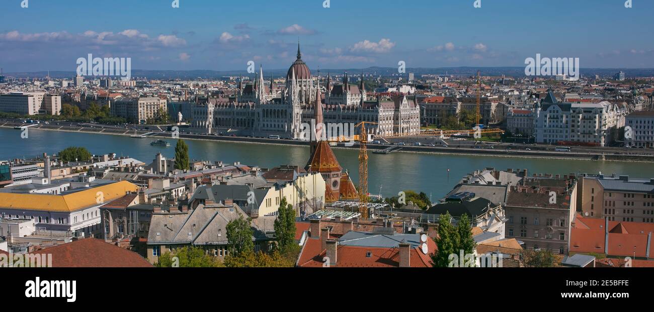 Parlement Budapest Hongrie vue du quartier du château Banque D'Images