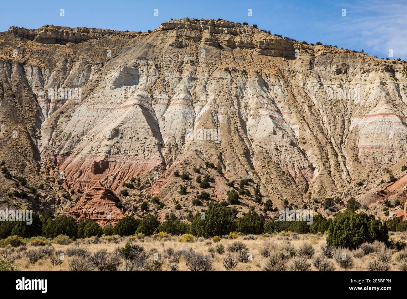 Gullies sur une mesa dans le parc national de Kodacrome Basin, Utah, États-Unis. Banque D'Images