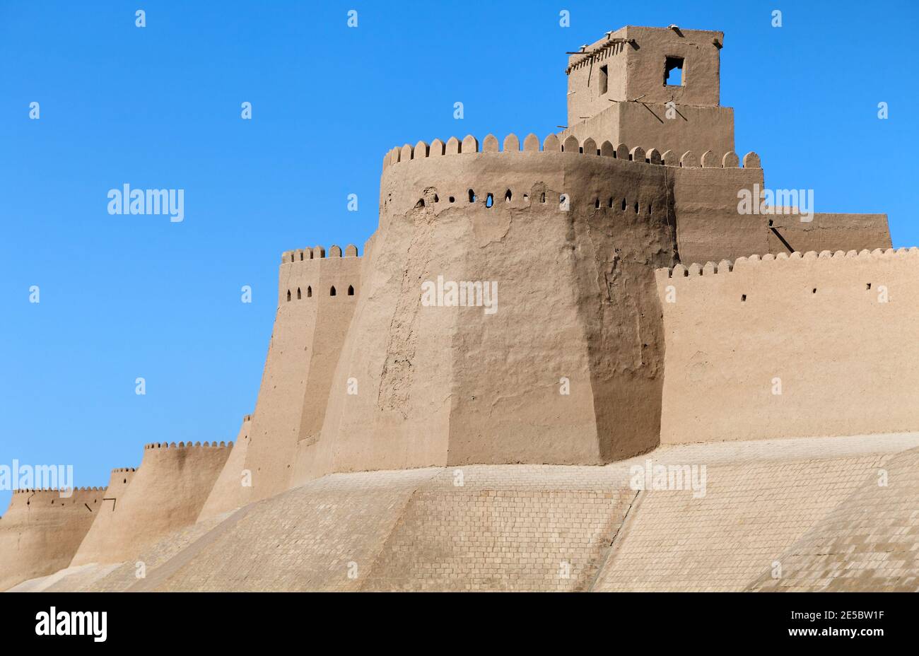 Mur d'Itchan Kala (Ichon Qala) - Khiva (Chiva, Heva, Xiva, Chiwa, Khiveh) - province de Xorazm - Ouzbékistan - ville sur la route de la soie Banque D'Images