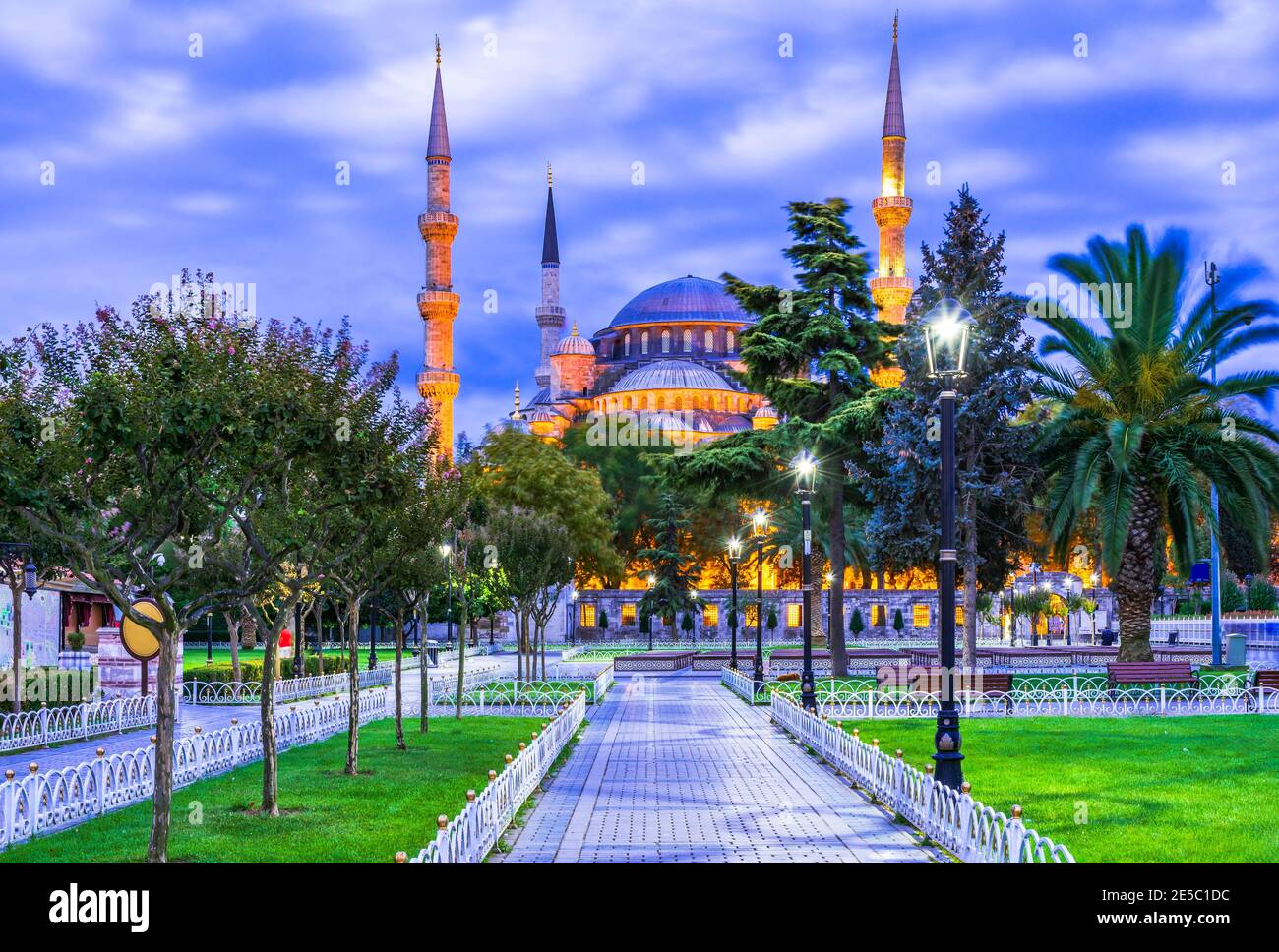 Mosquée bleue (Sultanahmet Camii), ancien côté européen de Sultahmet d'Istanbul, Turquie. Constantinople médiéval. Banque D'Images