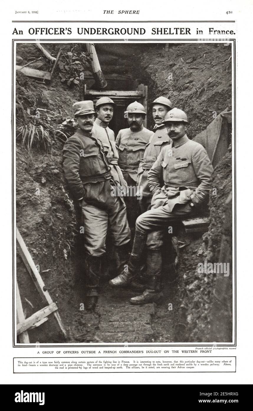 1916 les officiers français de sphère dans une tranchée du Front occidental Banque D'Images