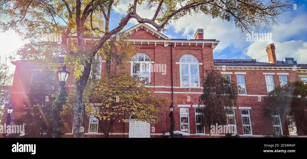 Le palais de justice historique de Gwinnett à Lawrenceville, West Crogan Street dans le comté de Gwinnett, Géorgie, lieu de location pour mariages, concerts, conférences, Banque D'Images