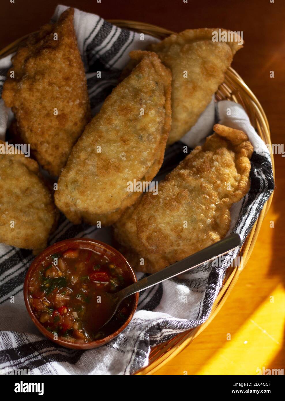 Cuisine régionale typique colombienne - en-cas Empanadas Banque D'Images