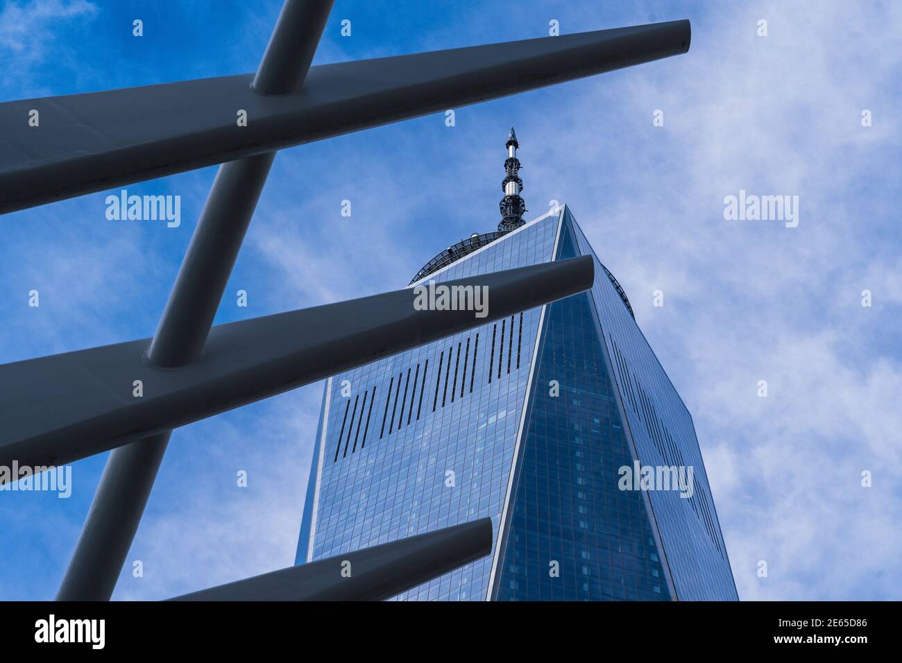 Vue de la Tour de la liberté depuis le dessous de la oculus Banque D'Images