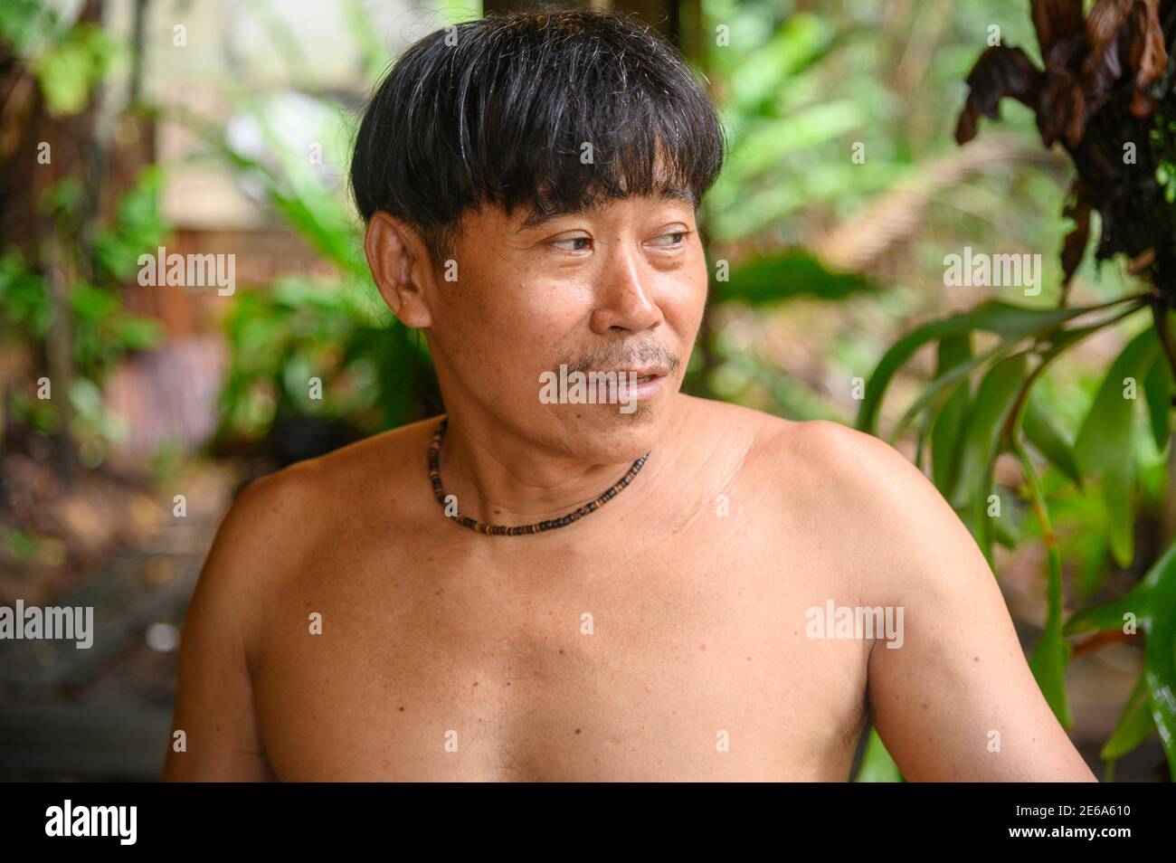 Orang Ulu au village culturel de Sarawak Banque D'Images