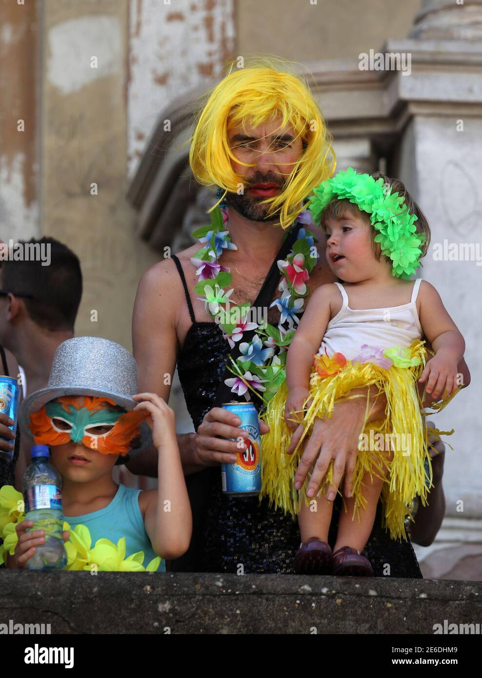 Brazil Rio Carnival Children Banque D Image Et Photos Alamy